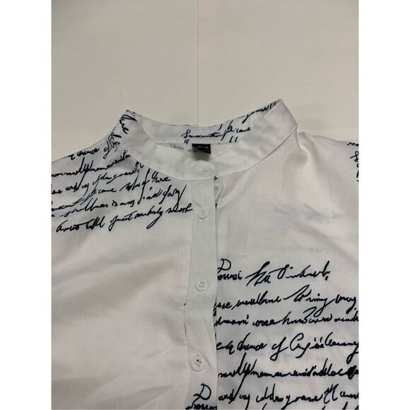 Newsprint Blouse - Picture 3 of 8